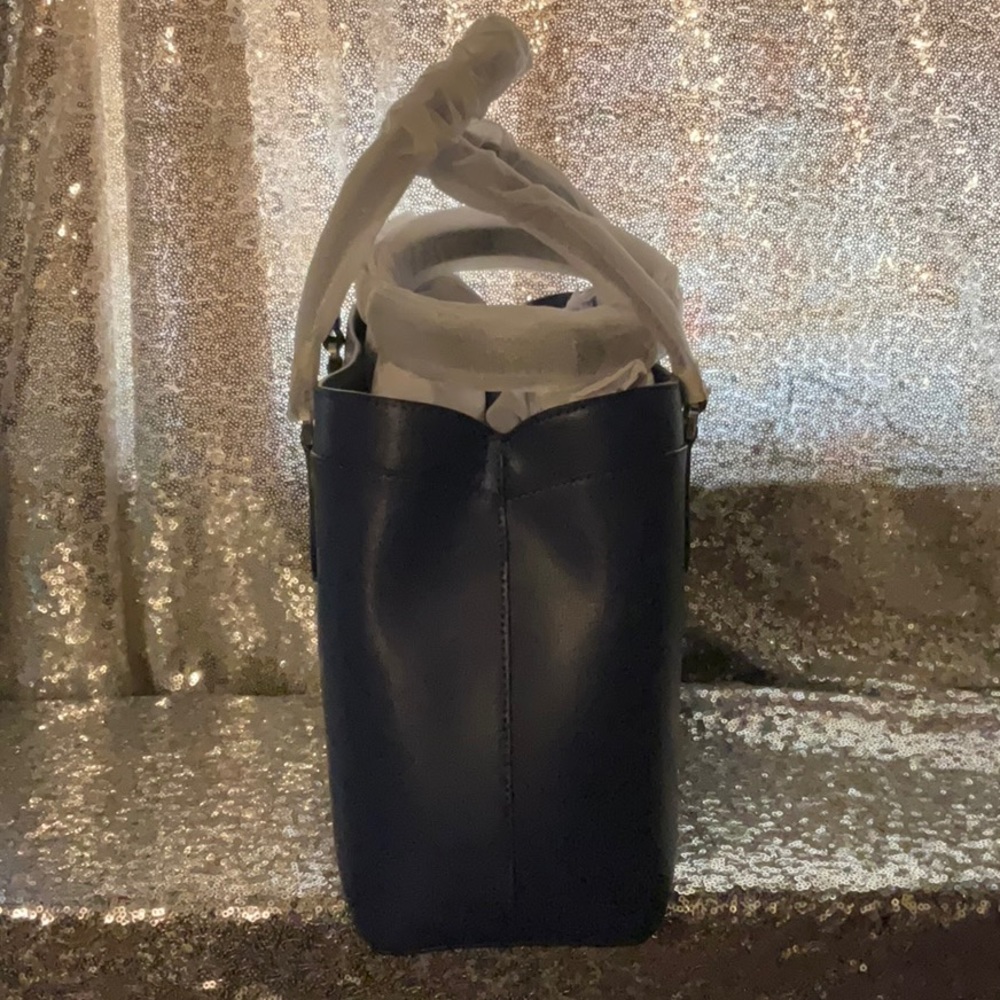 Gorgeous blue Kate Spade. Lots of storage.  Removable crossbody strap. - Picture 4 of 10